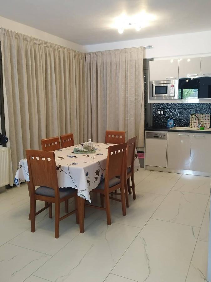 Villa Miron 卡米拉日 外观 照片