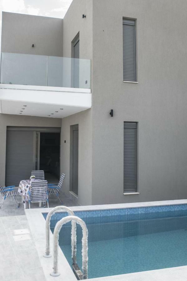 Villa Miron 卡米拉日 外观 照片